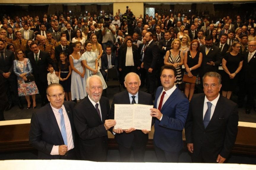 Posse do governador Carlos Massa Ratinho Junior na Assembleia Legislativa do Paraná | Foto: Nani Gois/Alep