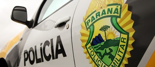 Assaltantes rendem motorista de transportadora e levam 10 pistolas que estavam no veículo