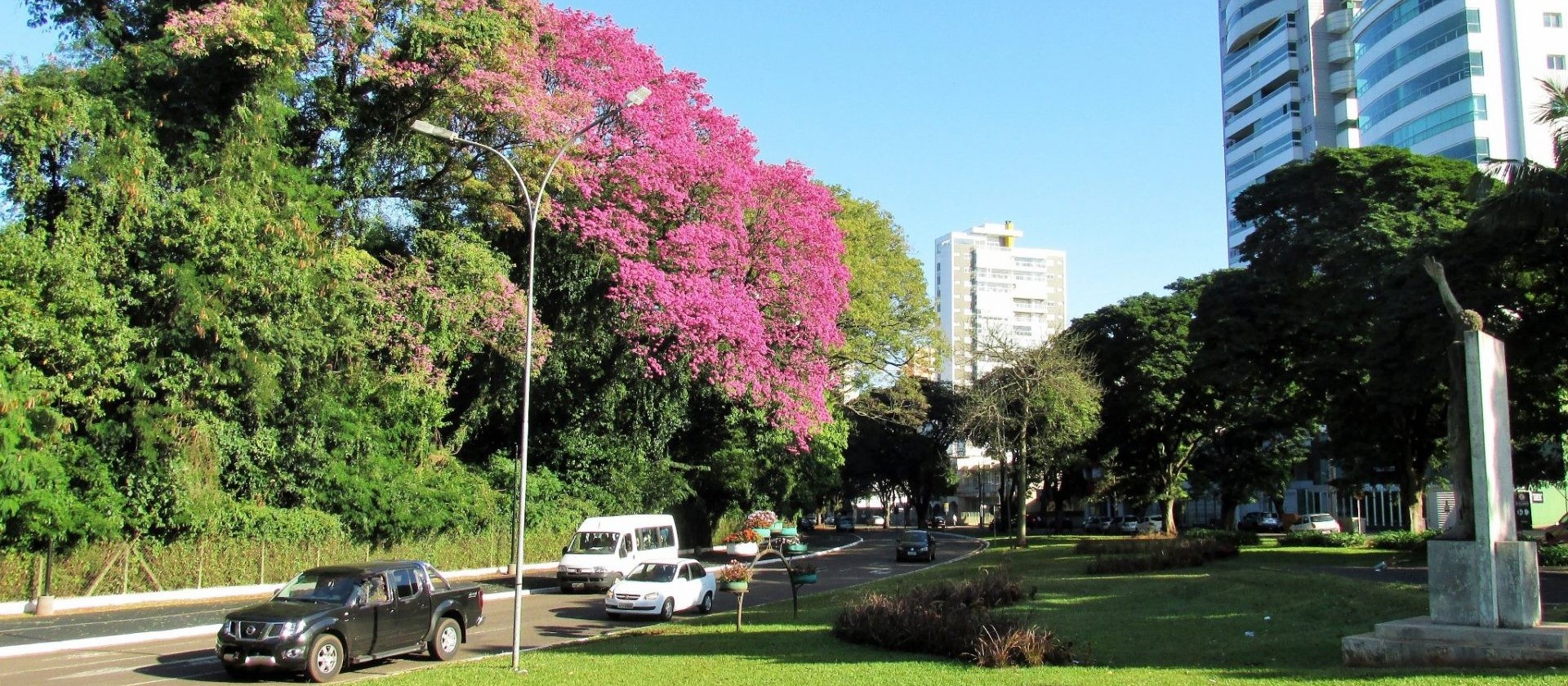 Temperatura chega a 28 ºC em Maringá nesta sexta-feira (26)