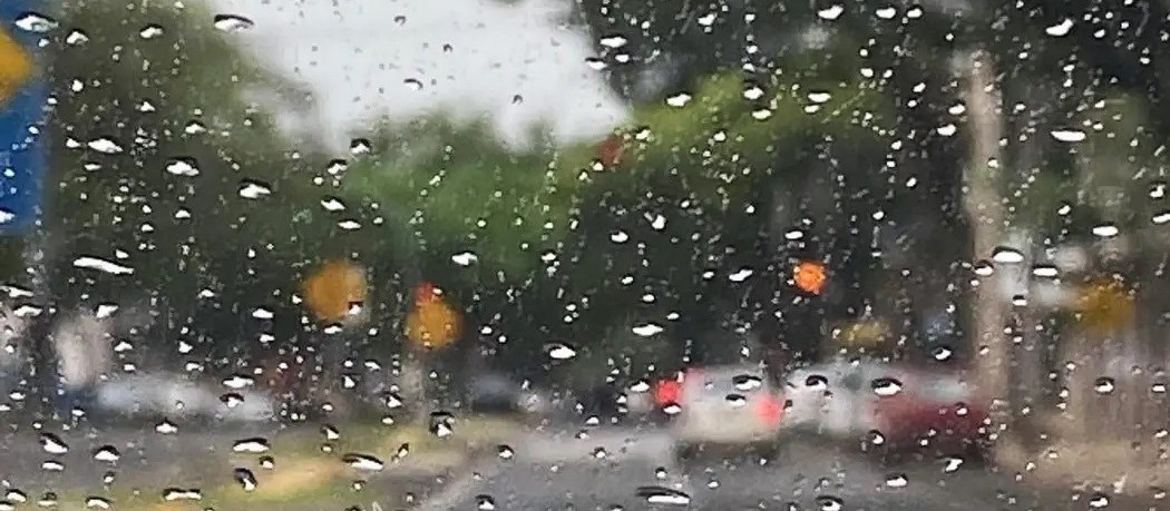 Chuva volta a Maringá e deve ganhar força; Inmet emite alerta laranja para tempestade