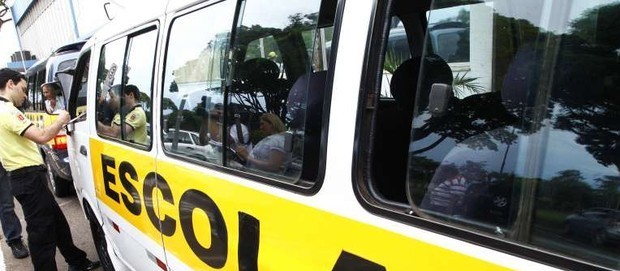 Vans e micro-ônibus começam a ser vistoriados