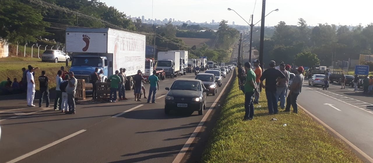 ACIM propõe debate sobre tamanho do Estado e Fiep calcula prejuízo de meio bilhão de reais por dia