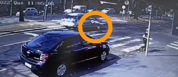 Idosa é atropelada na Av. Mandacaru, em Maringá, e motorista foge do local