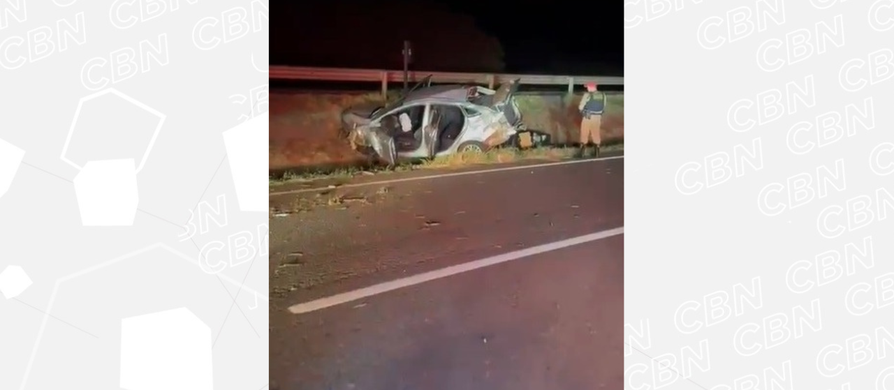 Carro com 360 kg de maconha foge de fiscalização e capota