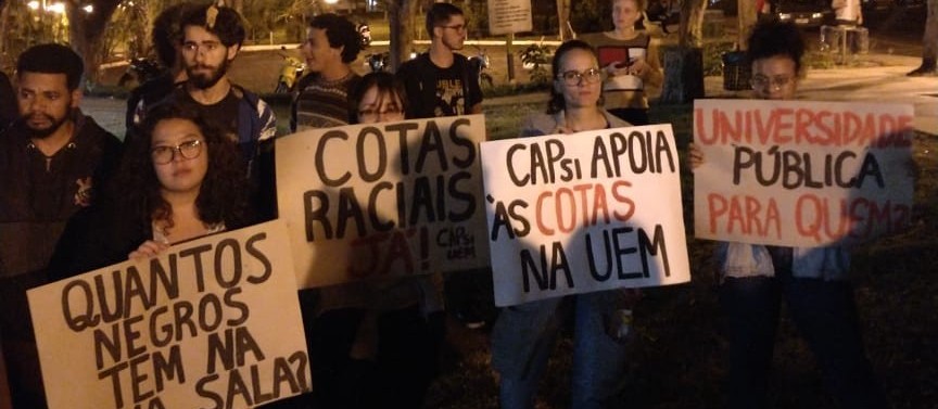 Movimento negro realiza ato por cotas raciais