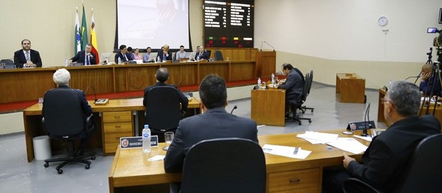 Vereadores debatem o carnaval de rua em Maringá