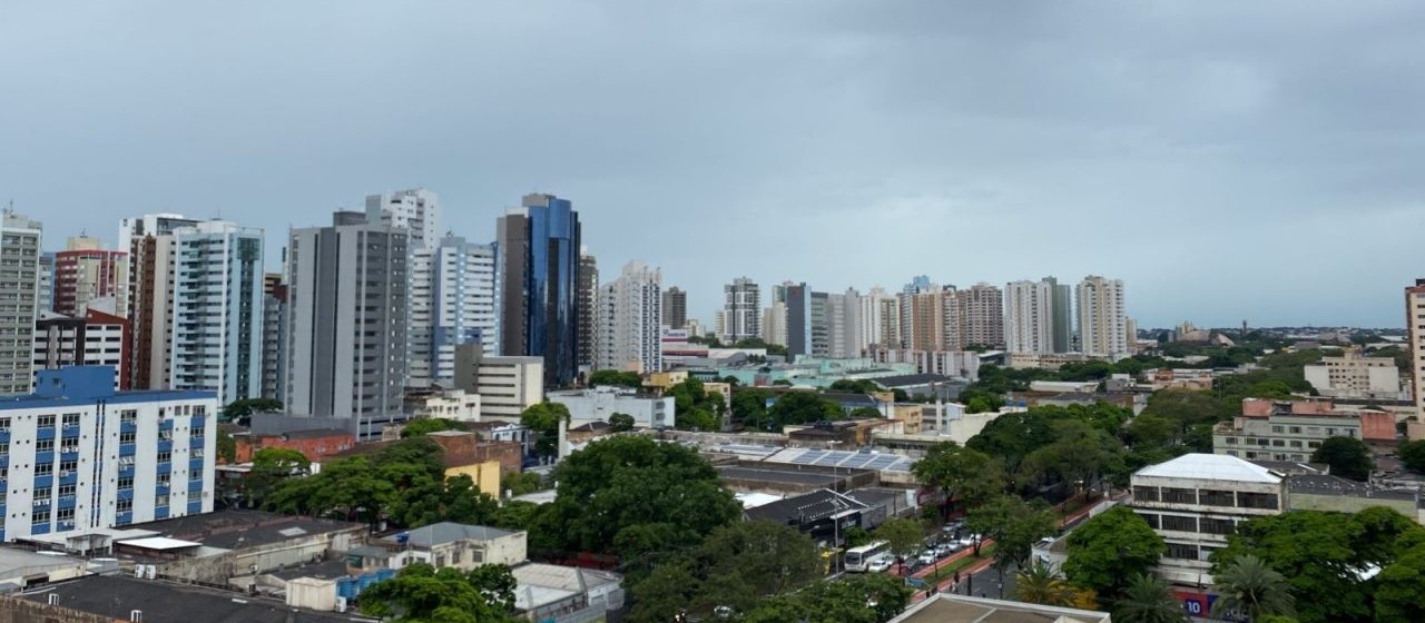 Risco de temporal marca a sexta-feira (17) em Maringá