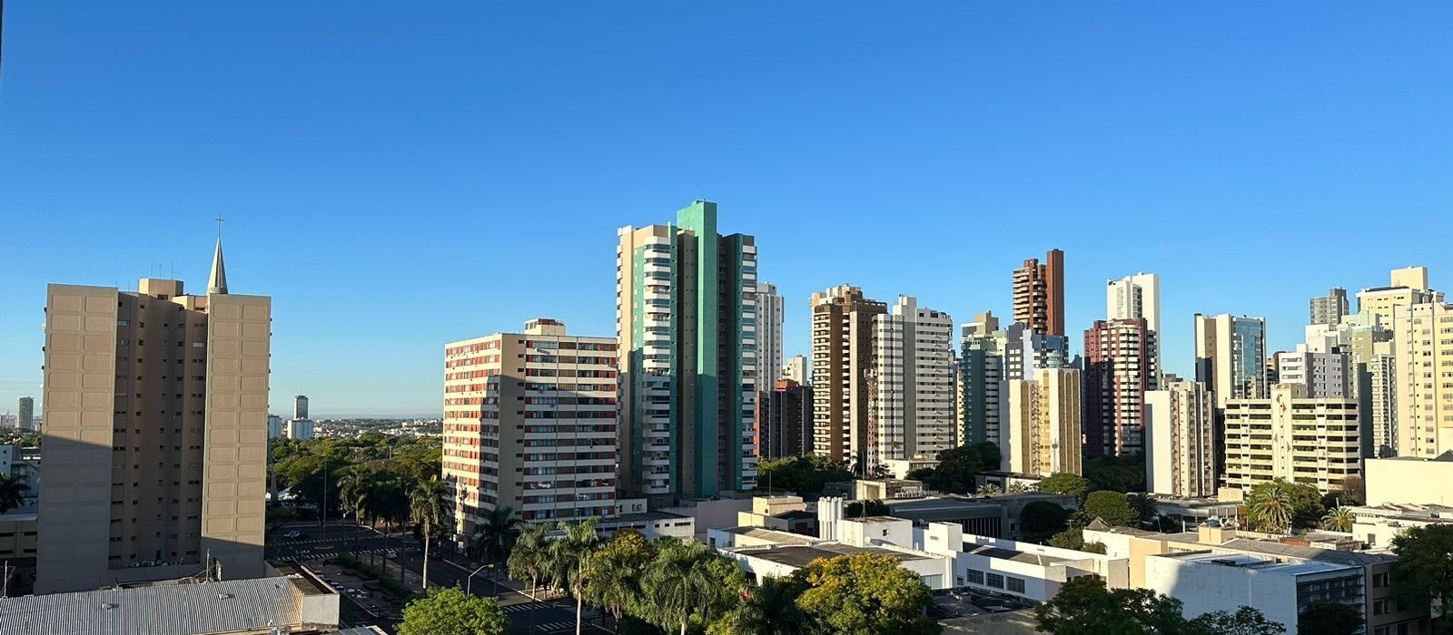 Quarta-feira (11) permanece com previsão de sol e calor para Maringá 