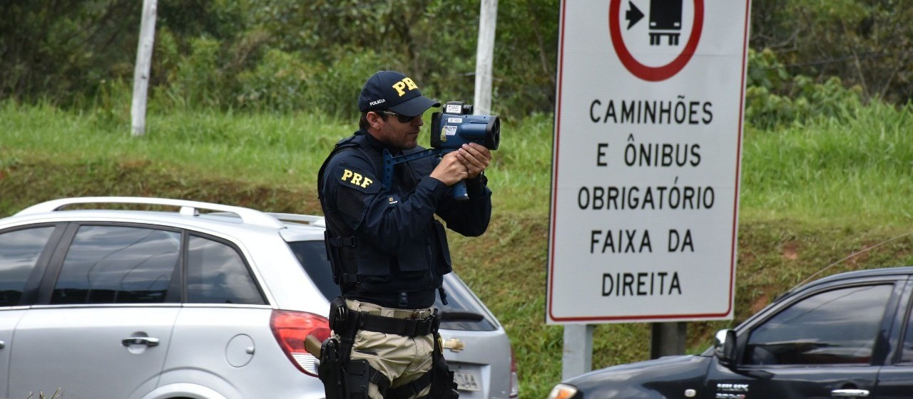 Polícia Rodoviária Federal reforça fiscalização nas estradas