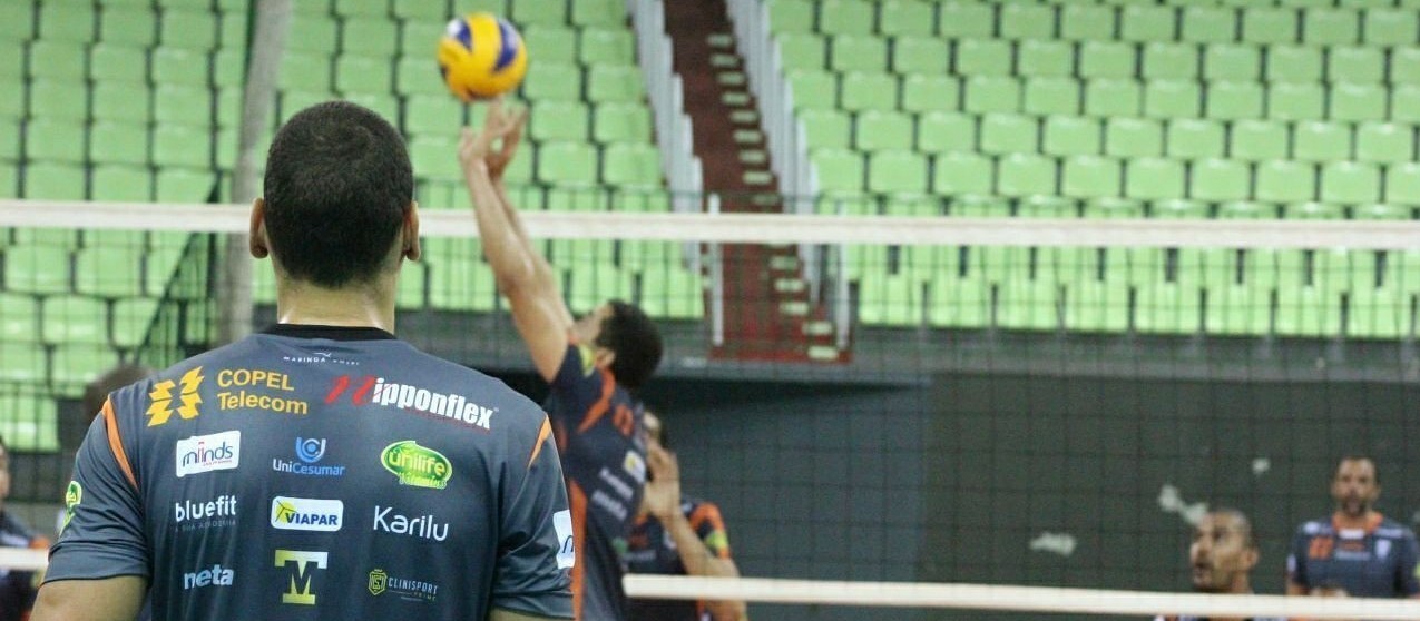 Fora de casa, Copel vence Caramuru por 3 sets a 1