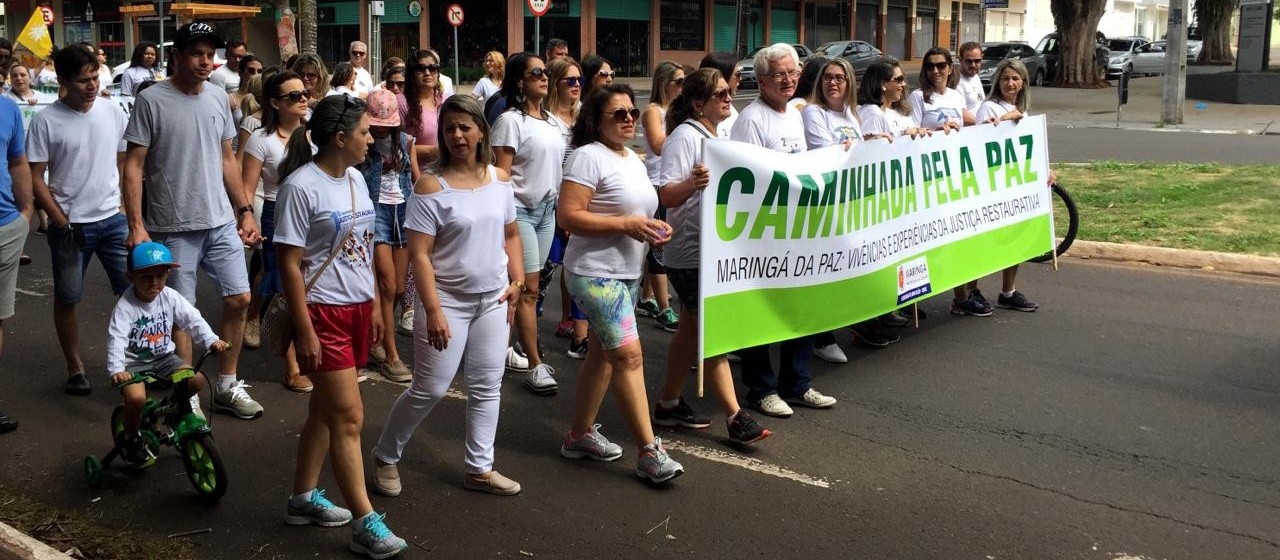 Caminhada pede a paz em Maringá