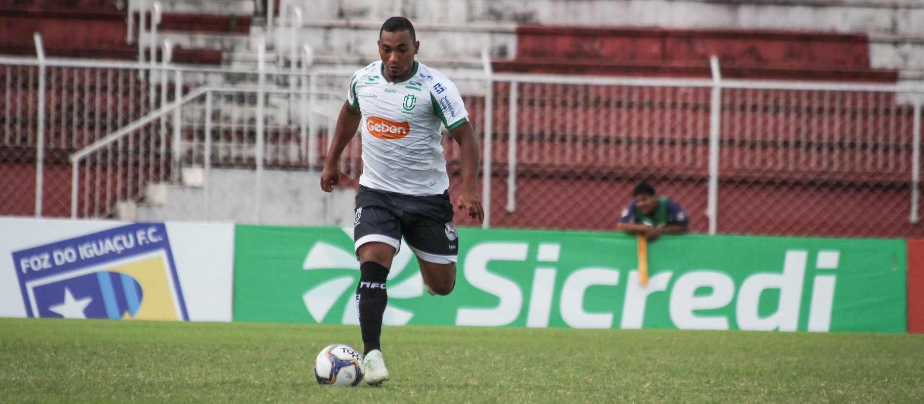 Domingo é dia de Maringá FC x Athlético pelo Paranaense 2019