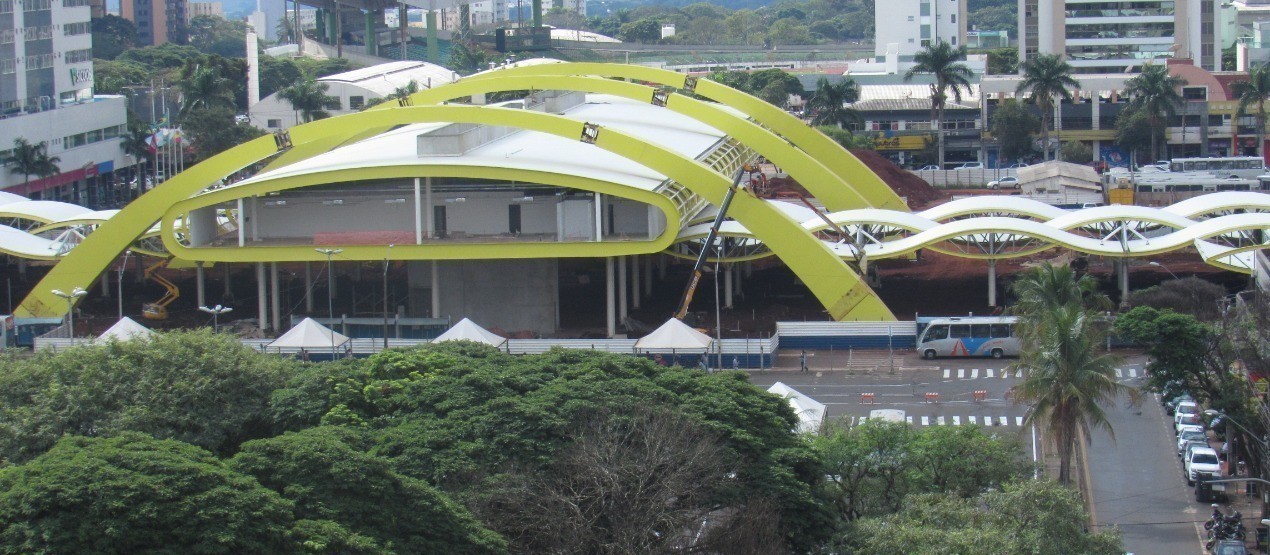 Ônibus começam a circular no novo terminal em novembro, diz secretário