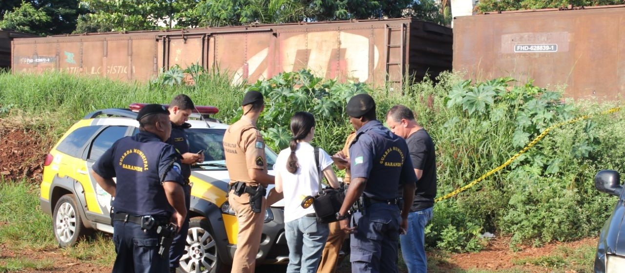 Homem atropelado e morto por trem dormia nos trilhos, diz polícia