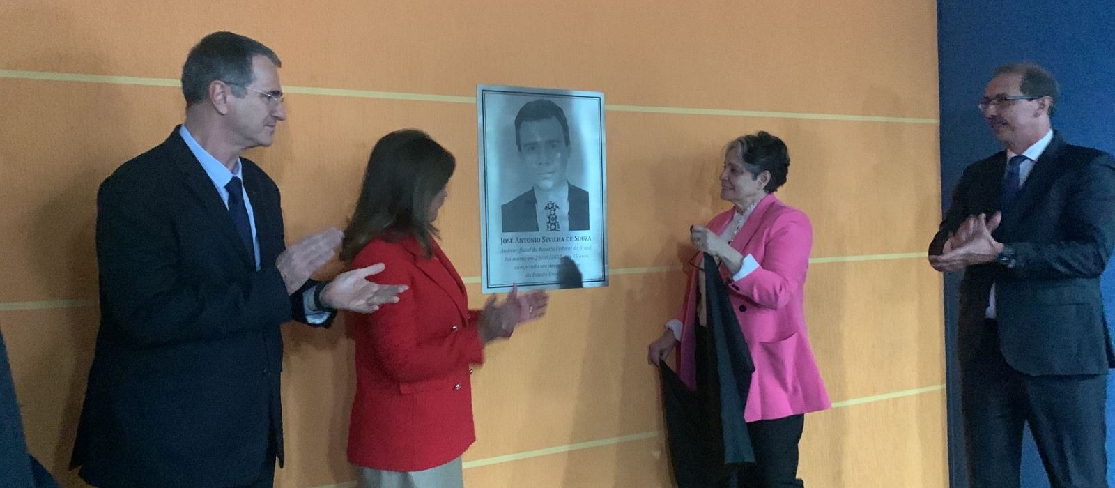 Receita Federal nomeia auditório em homenagem a José Antônio Sevilha