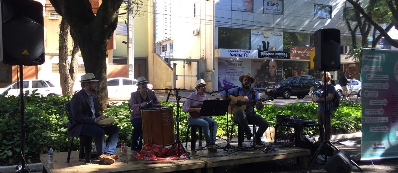 Música ecoa no Parque do Ingá