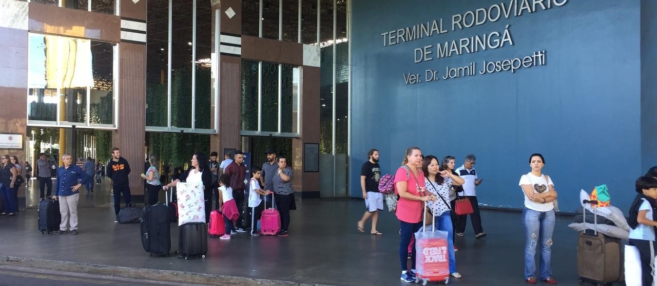 Rodoviária de Maringá está movimentada neste sábado (2)