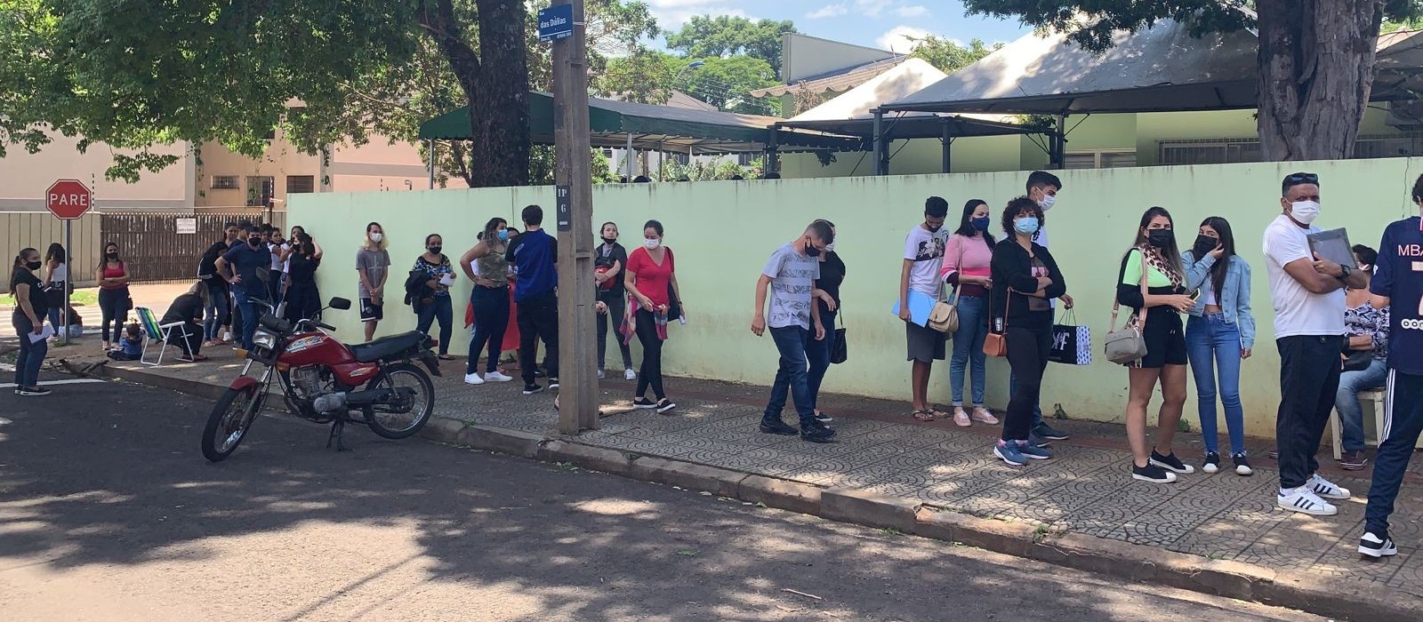 Vacinação contra a Covid-19 chega aos adolescentes de 13 anos