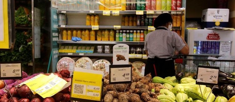 Supermercado de Maringá ganha liminar para abrir aos domingos e feriados