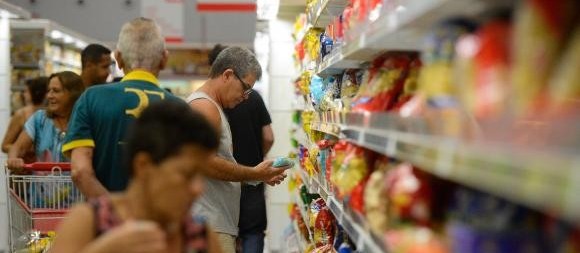 Sarandi e Marialva discutem o fechamento dos supermercados aos domingos