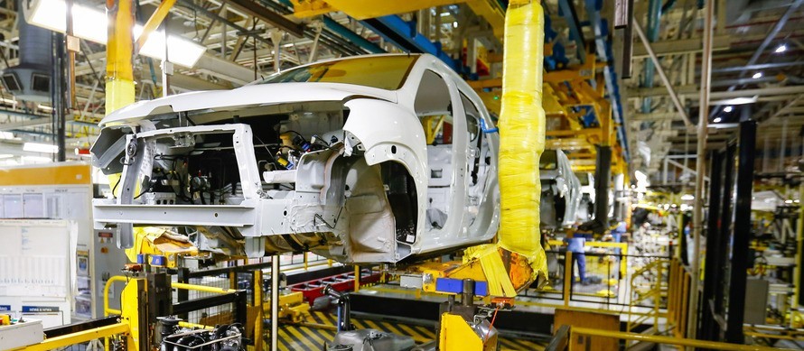 Com exceção do setor automotivo, indústria do Paraná já passou pelo pior momento de queda na produção