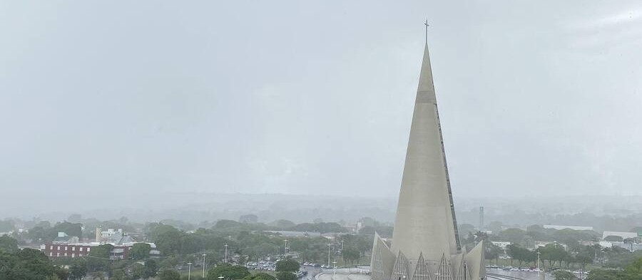 Em apenas 14 dias, Maringá tem segundo março mais chuvoso da história