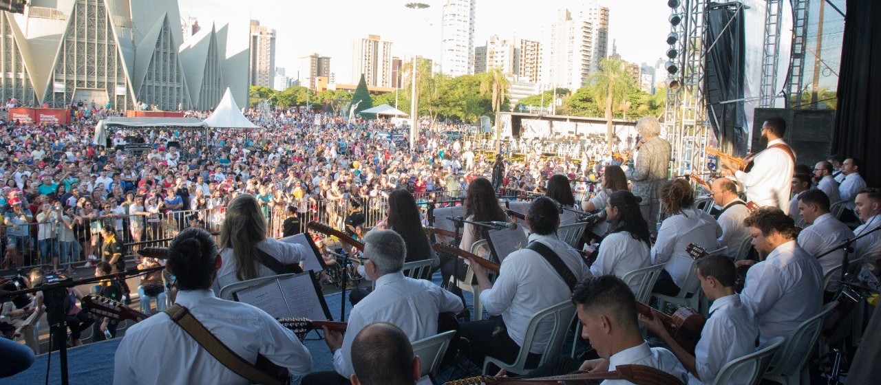 Artistas locais poderão se apresentar na Maringá Encantada