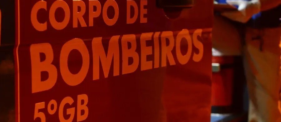 Jovem morre carbonizada durante incêndio na região