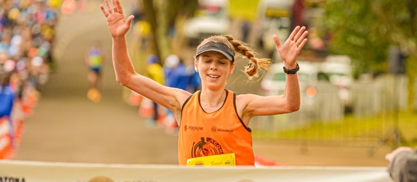 Atleta maringaense vence maratona de Foz do Iguaçu