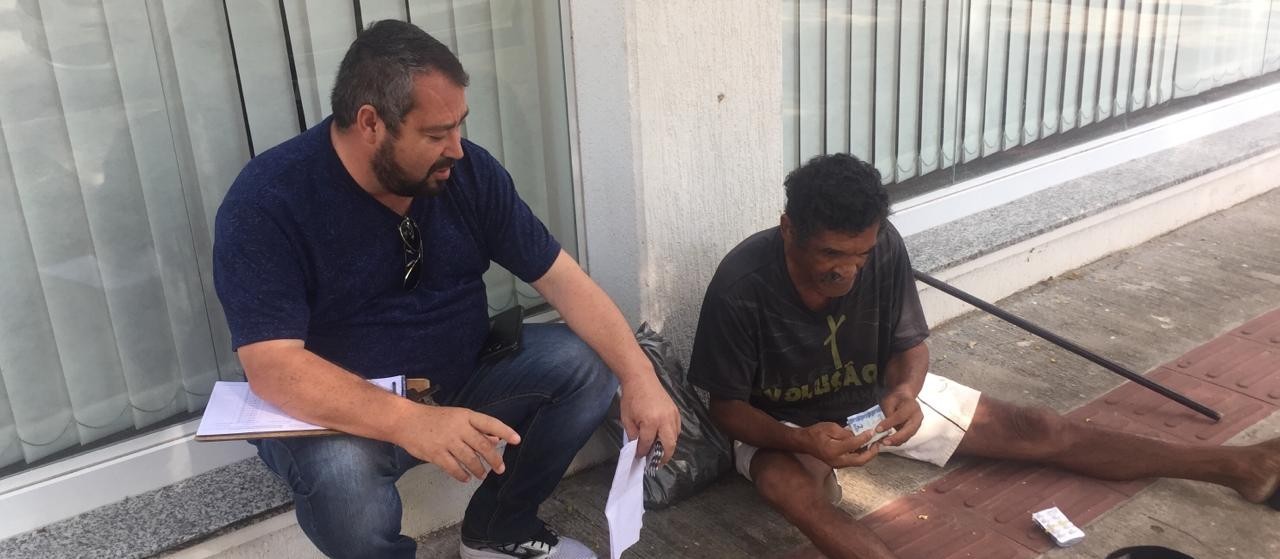 Pedintes no centro de Maringá são desafio para Sasc