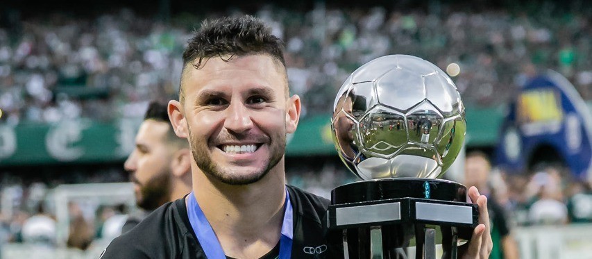 Maringá FC acerta as saídas de mais dois atletas do elenco vice-campeão Paranaense