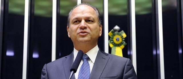 Ricardo Barros não confirma convite para assumir liderança do governo na Câmara