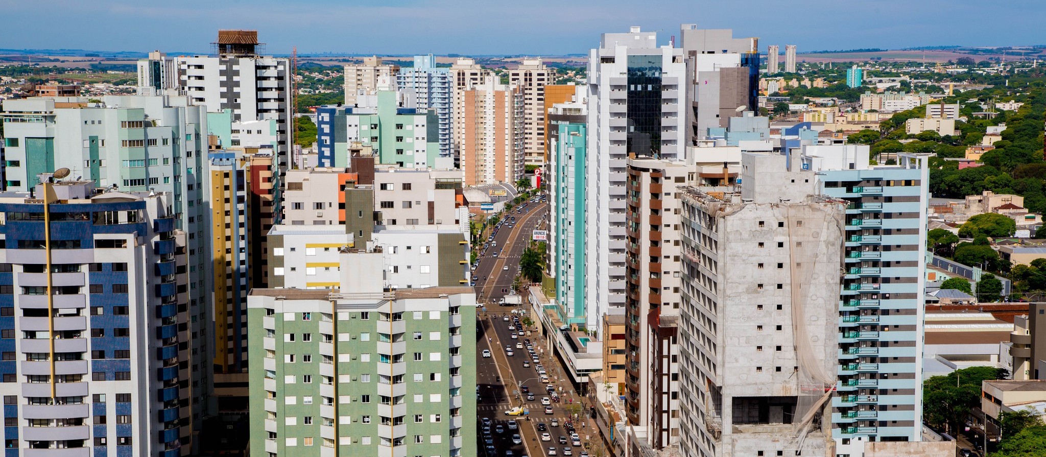 Mercado imobiliário maringaense reage