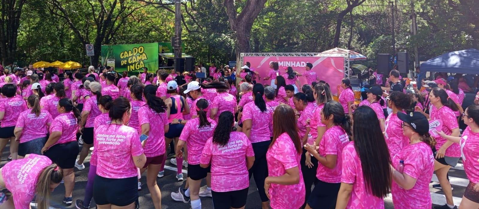 Caminhada reforça prevenção ao câncer e combate à violência em Maringá