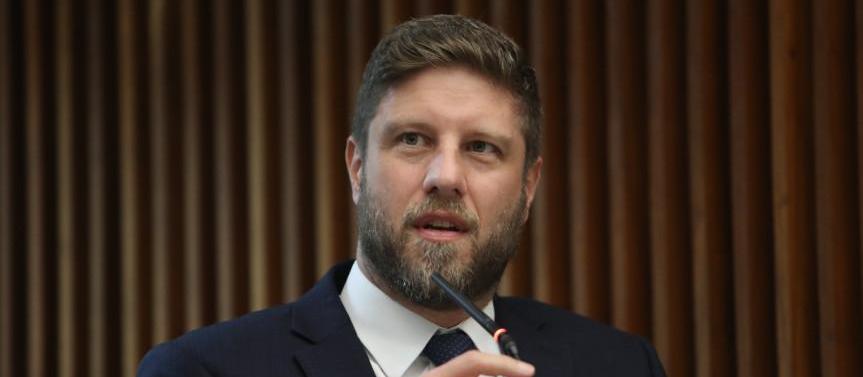 Requião Filho confirma que irá se filiar ao PDT, "só falta a formalização"