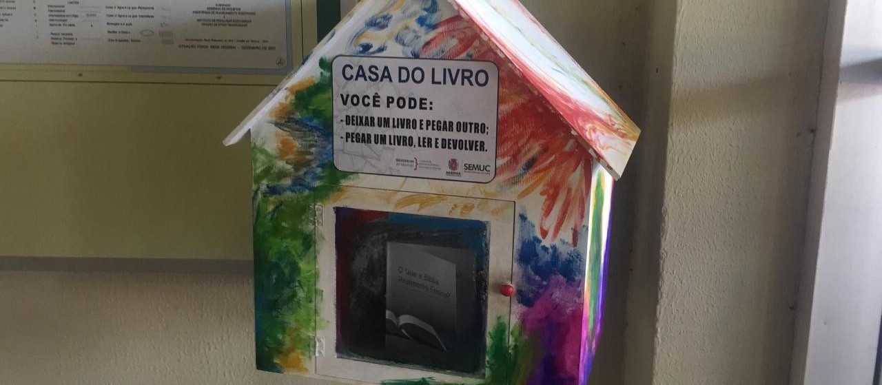 Em três meses, mais de mil livros circularam pela Casa do Livro