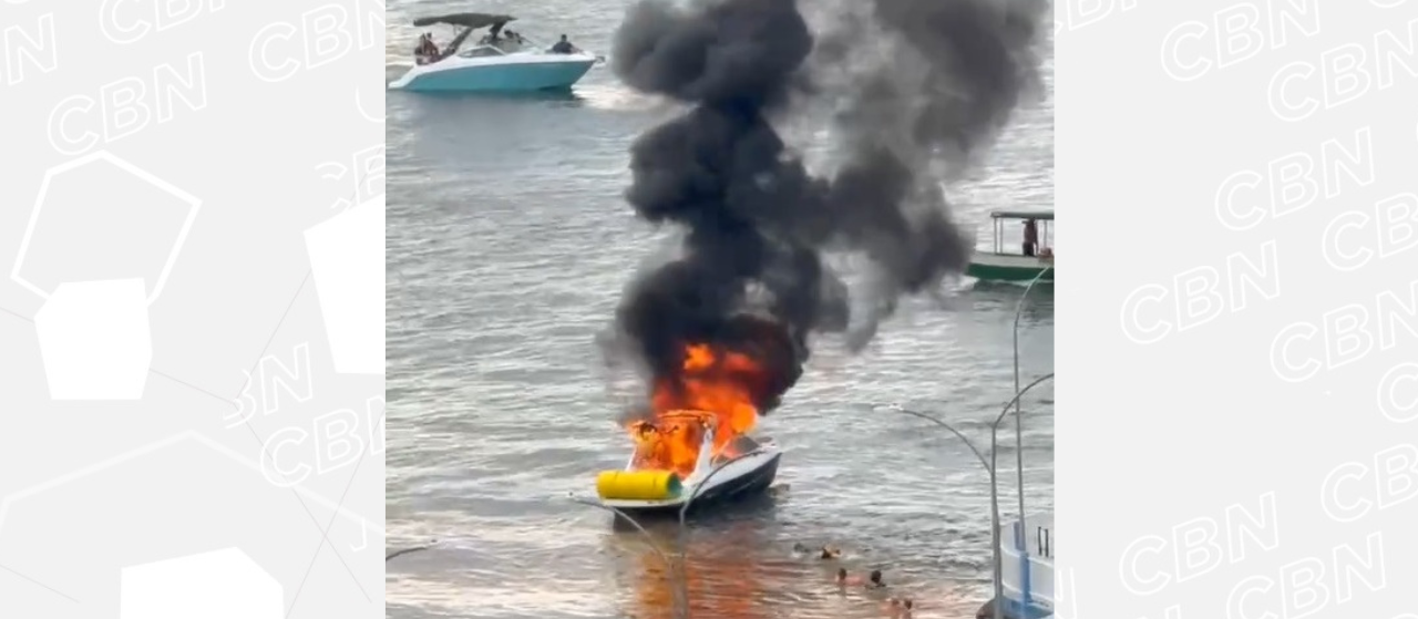 Lancha com adultos e crianças pega fogo em Porto Rico