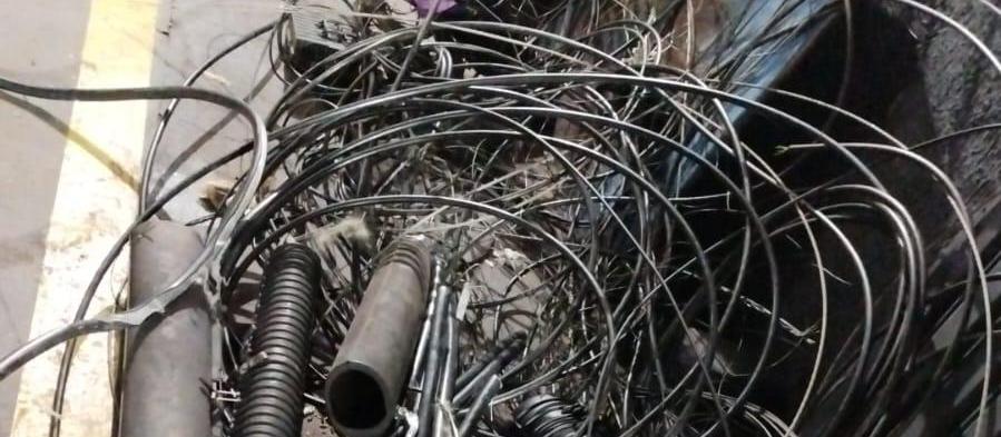 Guarda Municipal prende ladrão de fios em flagrante