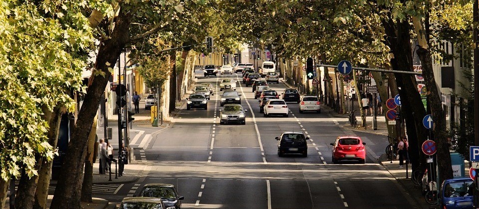 Pesquisa aponta imprudência de pedestres e ciclistas no trânsito