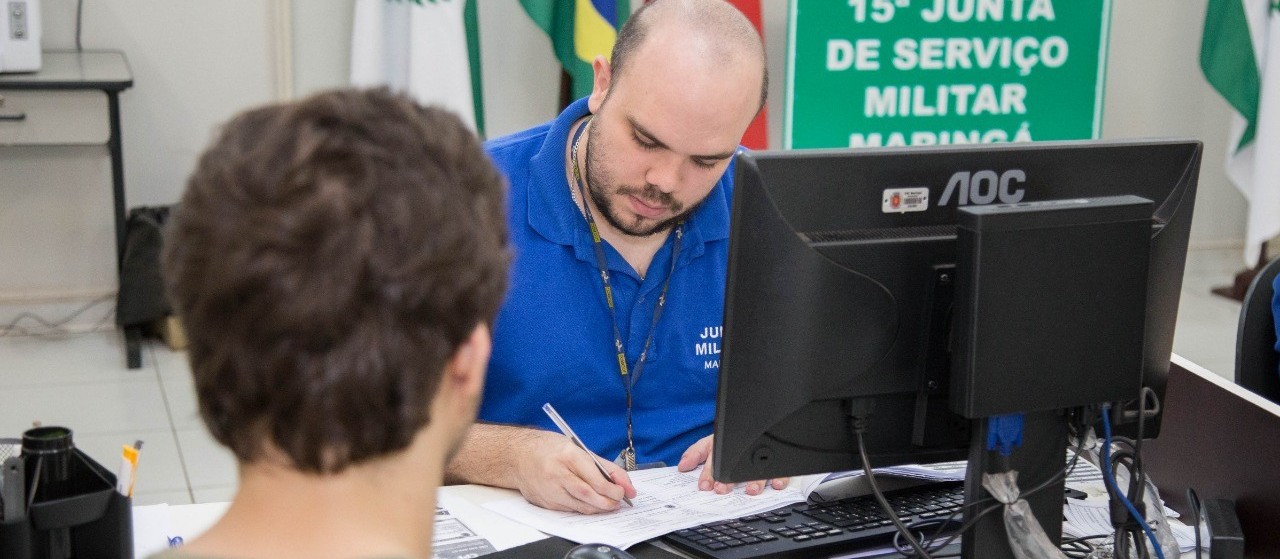 Começa alistamento militar em Maringá