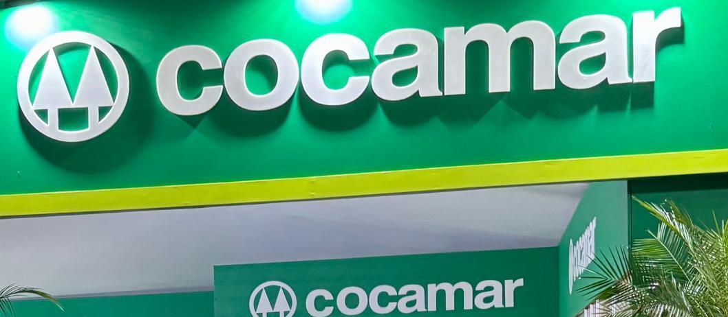 Produtos e serviços da Cocamar expostos no estande da cooperativa