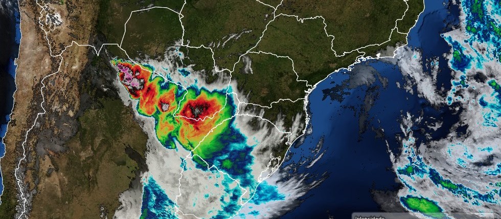 Domingo de céu nublado, mas sem previsão de chuva em Maringá