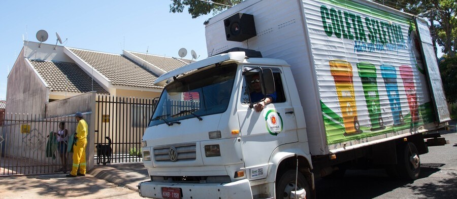 Suspensa por poucos dias, coleta seletiva retorna em Maringá