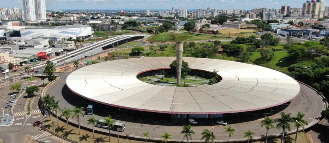 Rodoviária de Londrina deve receber 65 mil passageiros no Ano Novo 