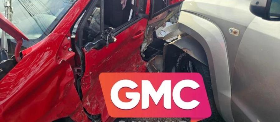 Gestante em trabalho de parto fica ferida em acidente a caminho do hospital em Maringá