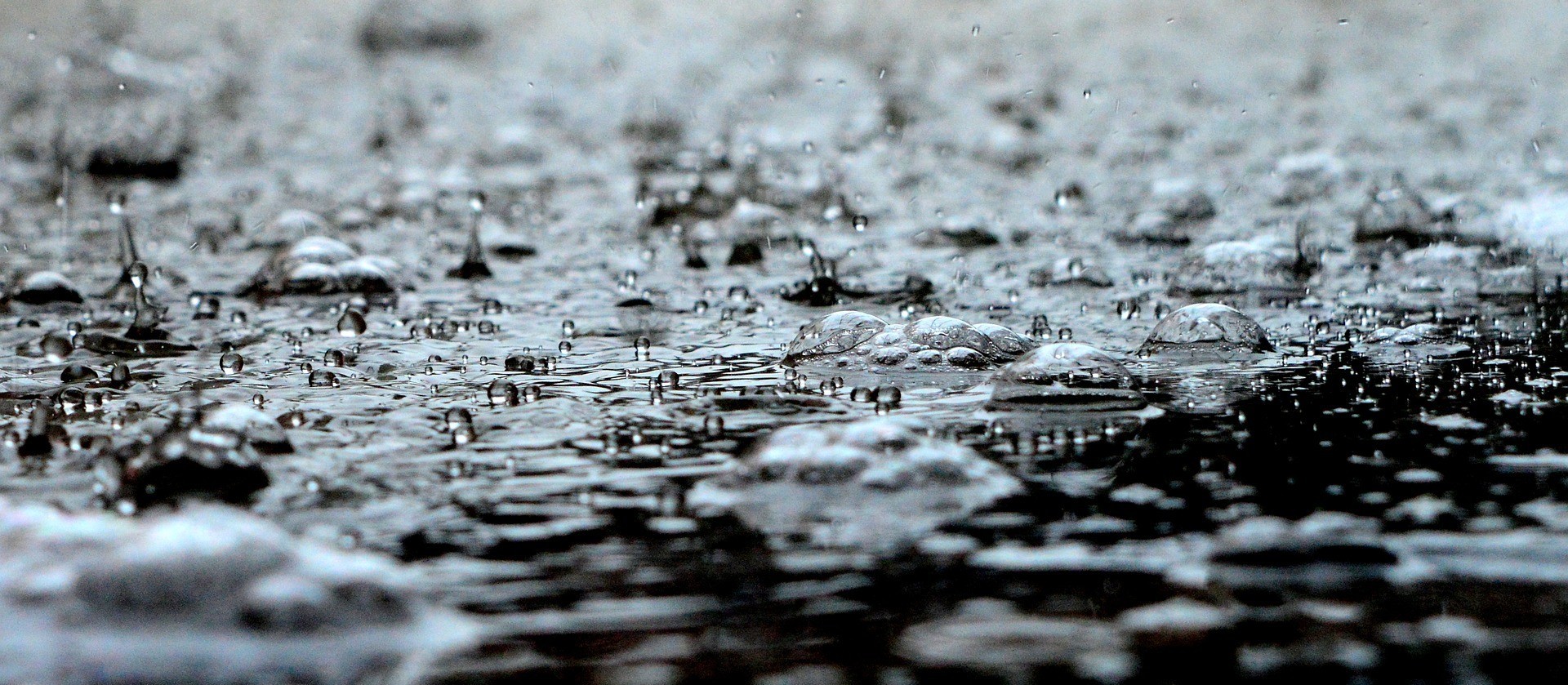 Clima: Frente fria começa a se formar e previsão indica semana chuvosa para o sul