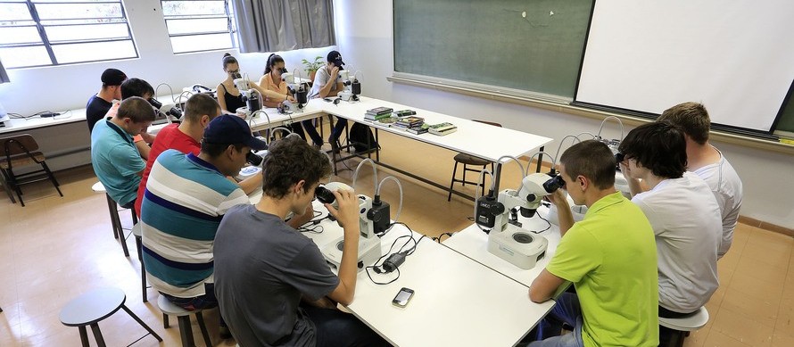 Liberação para contratação de temporários está vinculada ao Meta4