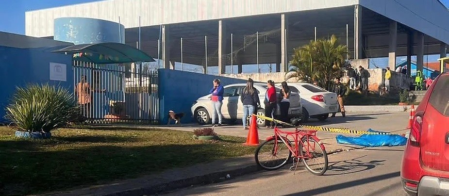 Imbituva: homem é morto com golpes de faca enquanto levava filho à creche