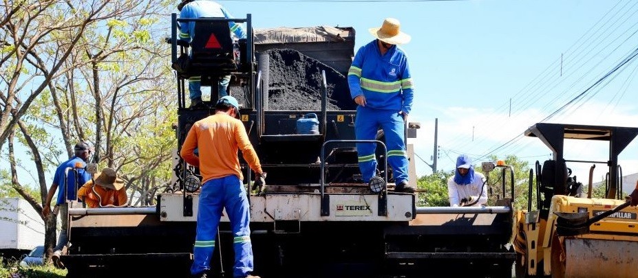 Secretário explica por que Avenida João Paulino foi recapeada e quando região norte será contemplada