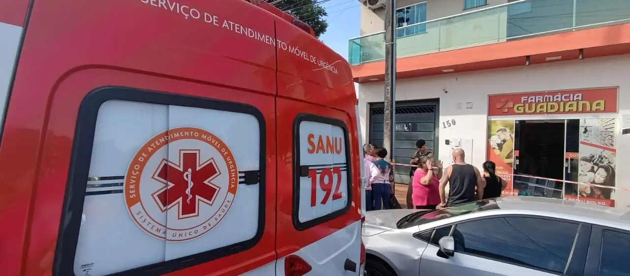 Empresário é morto a tiros dentro de farmácia